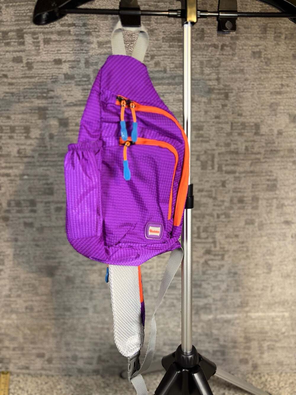 Tanluhu Lightweight Outdoor Sling Crossbody Backpack with Side Pocket